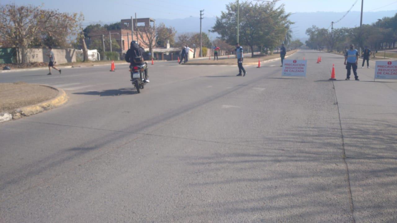 Un nuevo corte en la avenida Perón, pero esta vez por un corredor deportivo seguro