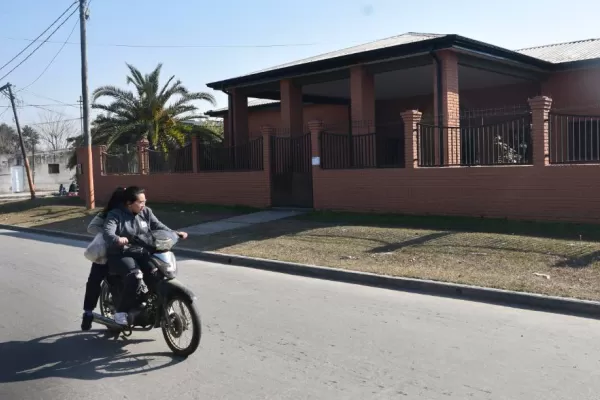 El COE resolvió acompañar la prohibición de reuniones y acentuar controles en los municipios