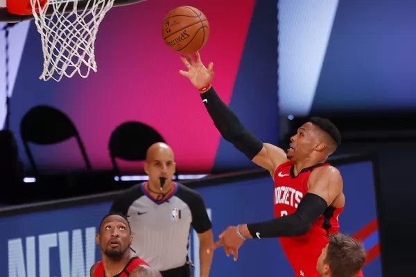 Los Rockets soprenden con un gran triunfo sobre Milwaukee Bucks, líder del Este