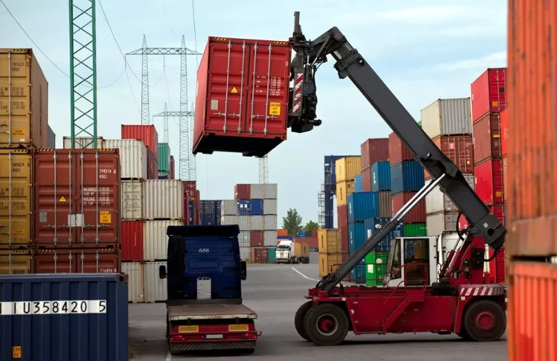 Restablecimiento de referencias: la nueva medida de la Aduana para evitar subfacturación de exportaciones