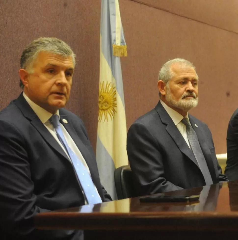 DIRIGENTES PROFESIONALES. Carlos Casal y Marcelo Billone, respectivos vice y presidente del Colegio de Abogados de la Capital. 