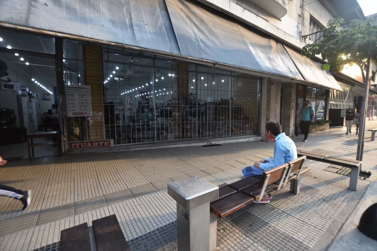 EN CONCEPCIÓN. Las autoridades locales endurecieron las medidas y se redujo el tránsito en las calles. Foto: LA GACETA / Osvaldo Ripoll