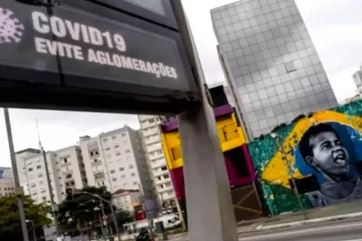 Brasil supera los 100.000 muertos por coronavirus