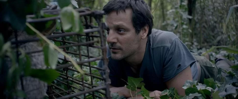 SUSPENSO. En “Al acecho”, Rodrigo de la Serna es un guardaparque. 