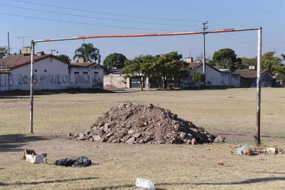 CONTROL DE TEMPERATURA. Se reforzó la búsqueda activa de febriles.