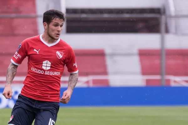 Almendra, Bustos, Almada y Alvarez, los futbolistas de Primera que dieron positivo por covid-19