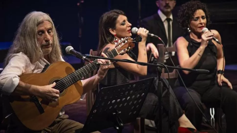 A SALA LLENA. Desde hace tres años, Tangueando Altaneros recorre los escenarios seguido de un público fiel. 