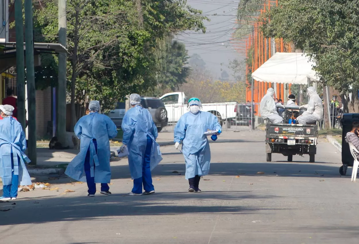 ALERTA EN CONCEPCIÓN. Trabajos sanitarios en el Barrio Municipal.