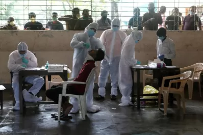 Coronavirus: Estados Unidos, Brasil e India, la mitad de casos del mundo