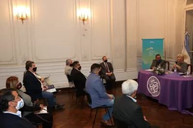 La Universidad de San Pablo-T constituyó el primer Consejo Social de la provincia