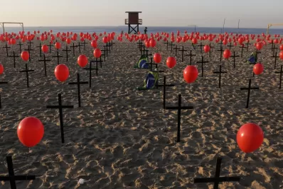 Más de 230.000 trabajadores sanitarios contrajeron covid-19 en Brasil, según la Cruz Roja
