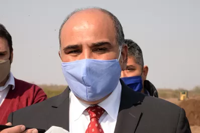 Los que no usan barbijos están atentando contra la salud pública, dijo Manzur