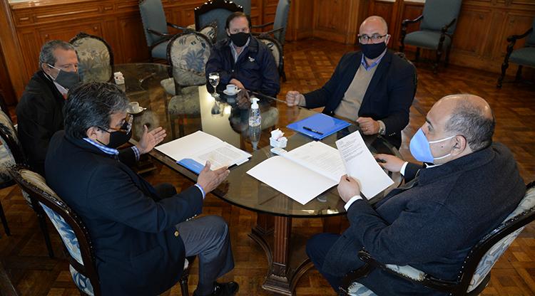 EN CASA DE GOBIERNO. Manzur recibió a Caponio, a Abad y a Correa. Foto: Comunicación Pública