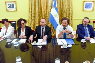El gabinete económico avanzará con un subsidio a empresas que tomen empleados desde septiembre