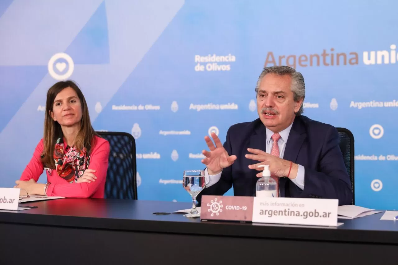 EN OLIVOS. El presidente Alberto Fernández junto a Fernanda Raverta, titular de Anses. Foto: Presidencia de la Nación