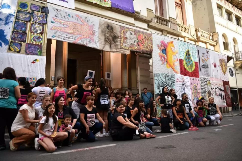 INTERVENCIÓN EN EL TIMOTEO NAVARRO. Un 65% de los registrados e inscriptos son artistas mujeres.  