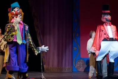 Títeres: función de “El gran circo”, gratis on line