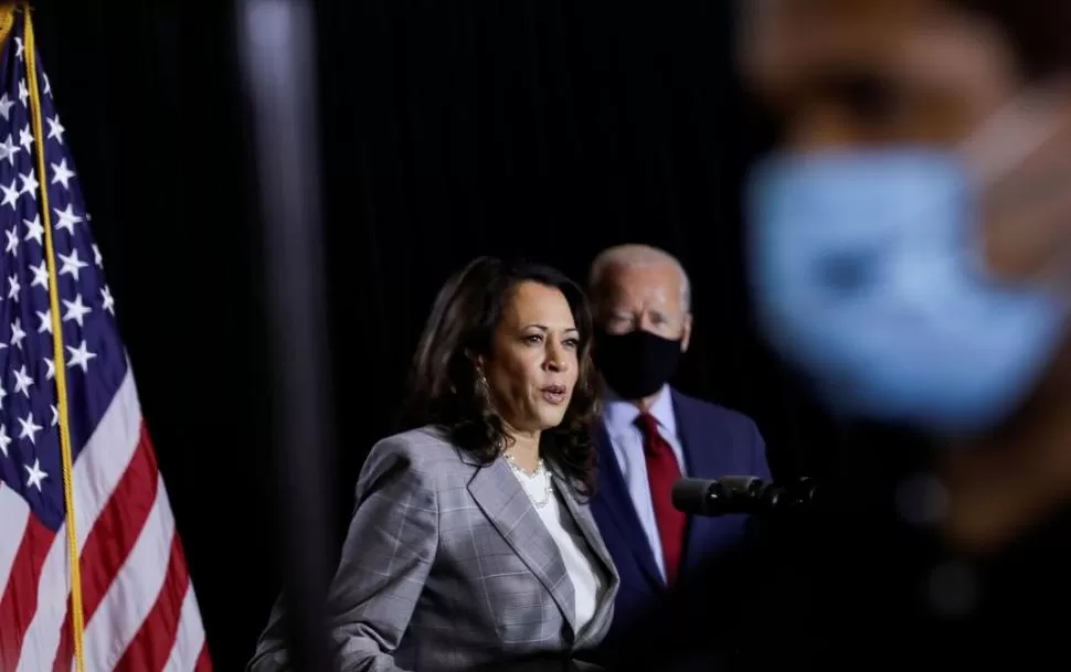 DUDAS. Harris es cuestionada desde el frente progresista por su postura a favor de la pena de muerte.  Reuters