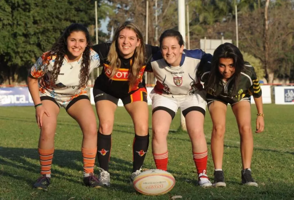 ORÍGENES. Luz Juárez (San Isidro), Rita Cazorla (Cardenales), Paula Ledesma (Aguará Guazú) y Agostina Novoa (Tafí Viejo), en 2012. 