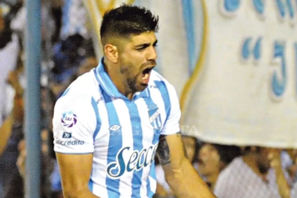 Leandro Díaz, delantero tucumano.