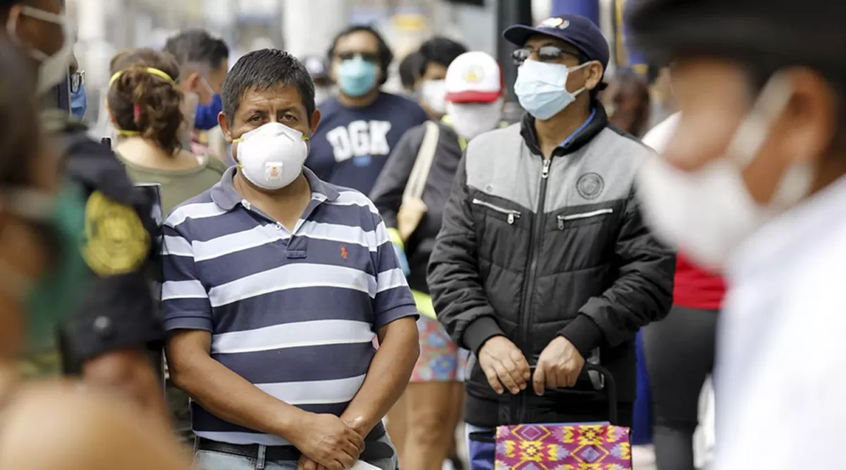 La pandemia arrasa a Perú: alta tasa de muerte por habitante