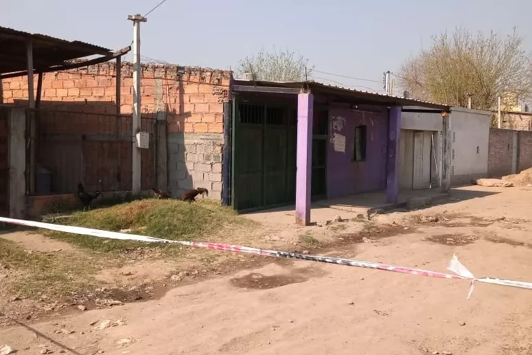 EL LUGAR DEL HECHO. El violento episodio se registró en barrio 23 de Febrero. Foto Ministerio de Seguridad