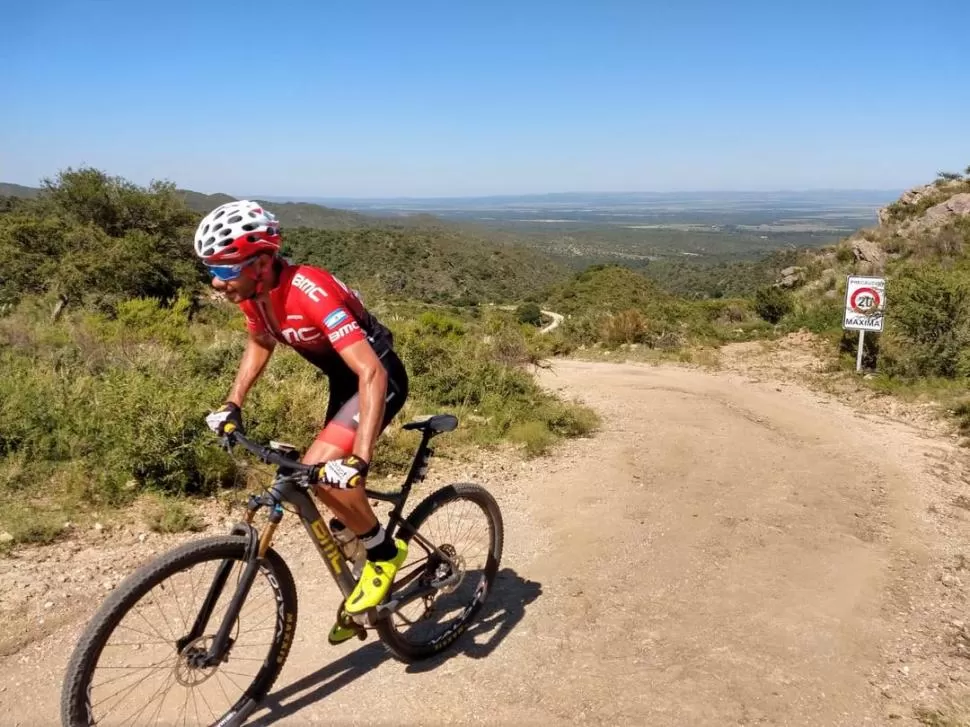 TIENE CONFIANZA. Sebastián Quiroga cree que armando un protocolo el Trasmontaña se puede correr con bikers locales. 