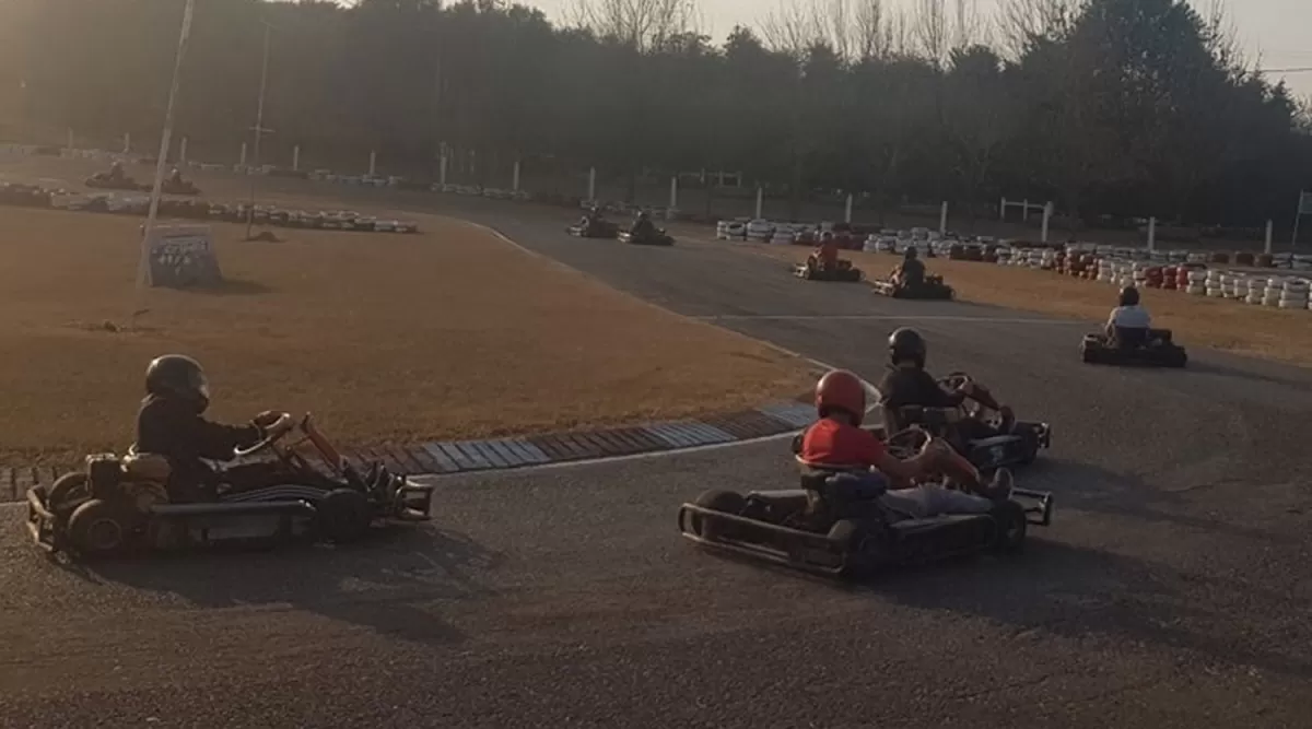 EN EL TIMBÓ. El kartódromo es el único sitio donde todavía se puede practicar.