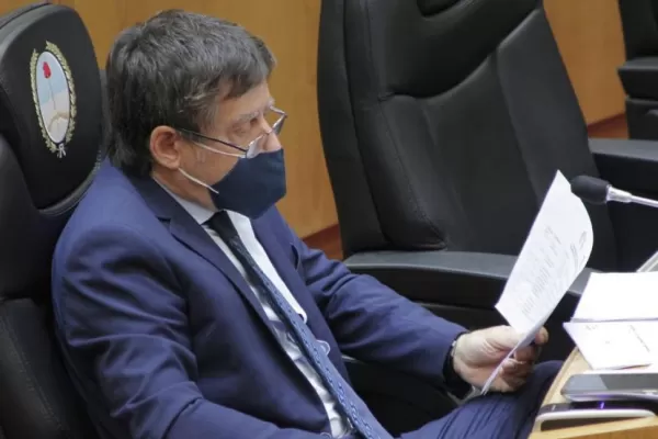 Bussi cuestionó a Alfaro y habló sobre la gravedad institucional que reveló Pedicone