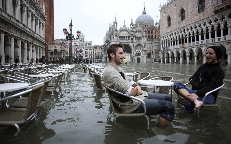 TAPADOS POR EL AGUA. La variación en el nivel del mar por el calentamiento global produce inundaciones en vastas zonas del planeta. ARCHIVO LA GACETA