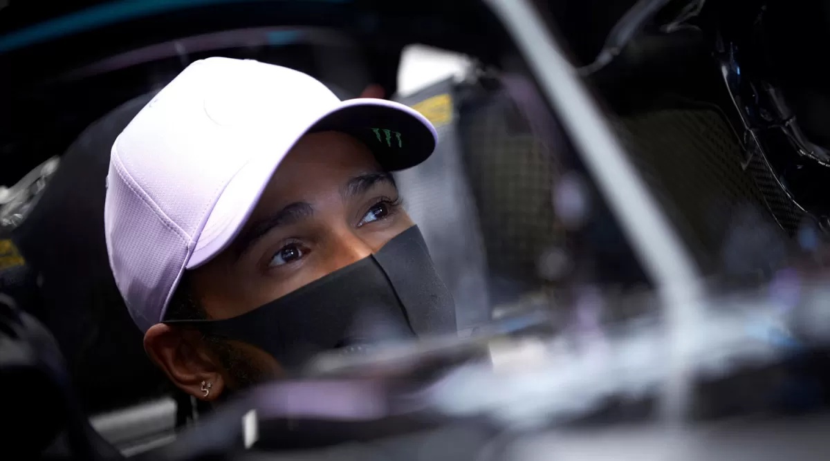 ¿PODRÁN FRENARLO? Lewis Hamilton y su Mercedes dominan la categoría y todo hace pensar que el británico se encamina a su séptimo título.