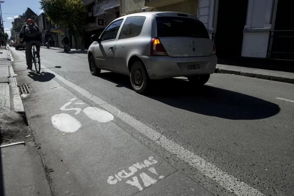 UNA NECESIDAD. Las bicicletas requieren carriles exclusivos para transitar. 