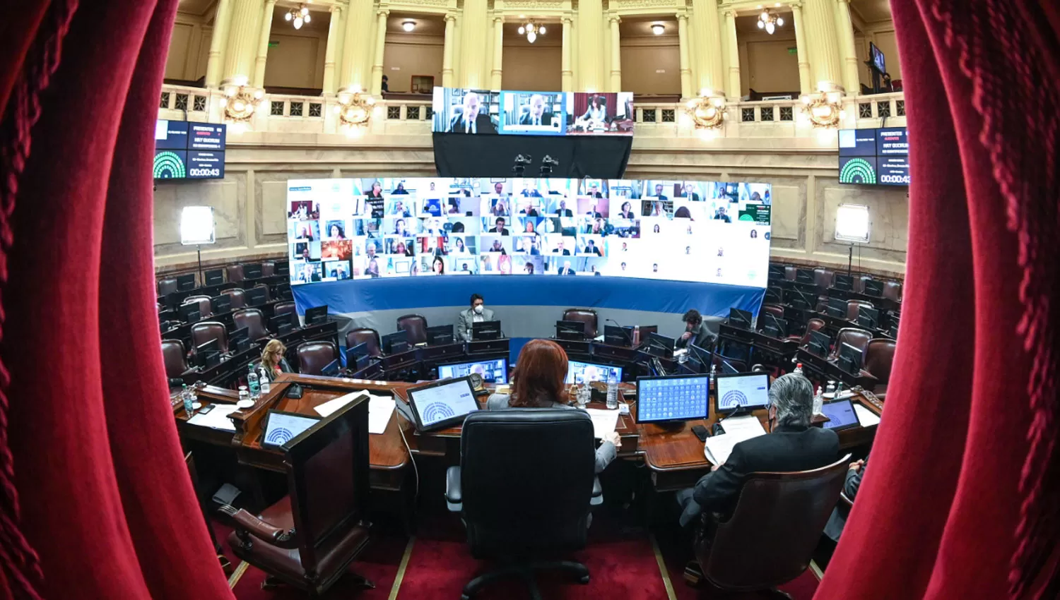 INTENSO DEBATE. Más de 10 horas demandó el debate en el Senado.