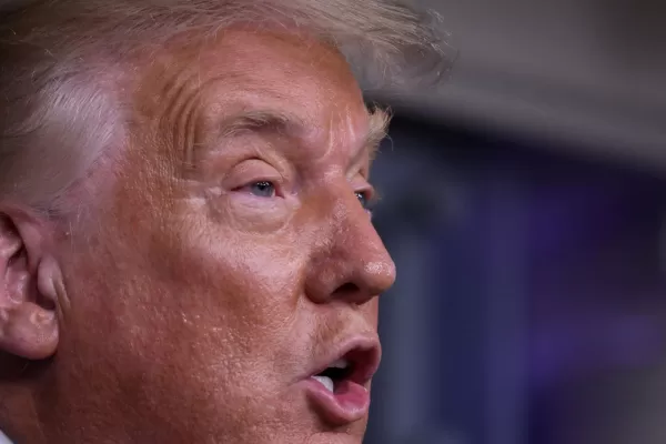 Trump rechaza pedidos para aplacar las protestas