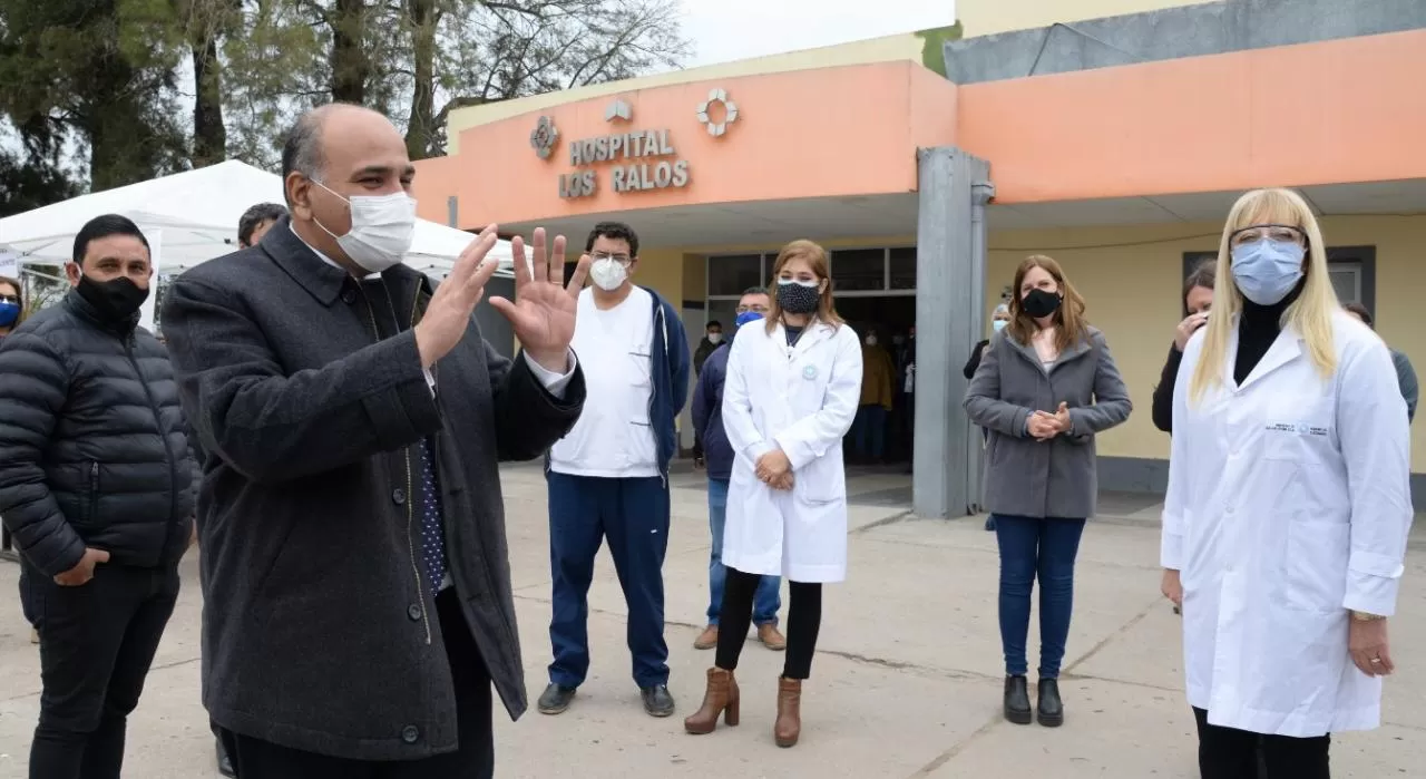 EN LOS RALOS. El hospital atiende una población de 25.000 habitantes durante las 24 horas. Foto: Comunicación Pública