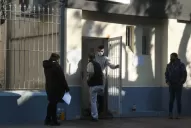 Los médicos tienen que tomar los recaudos para no contagiarse y eso lleva tiempo, dijo el subdirector del Padilla