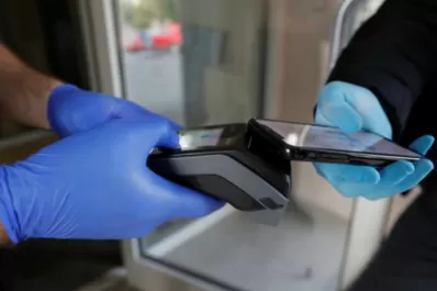 Vivir en Argentina: la lista de impuestos invisibles que pagás y a dónde va la recaudación