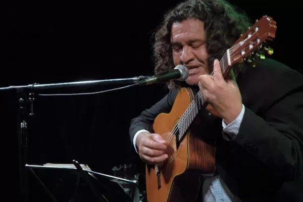 Lucho Hoyos se desdobla en las pantallas