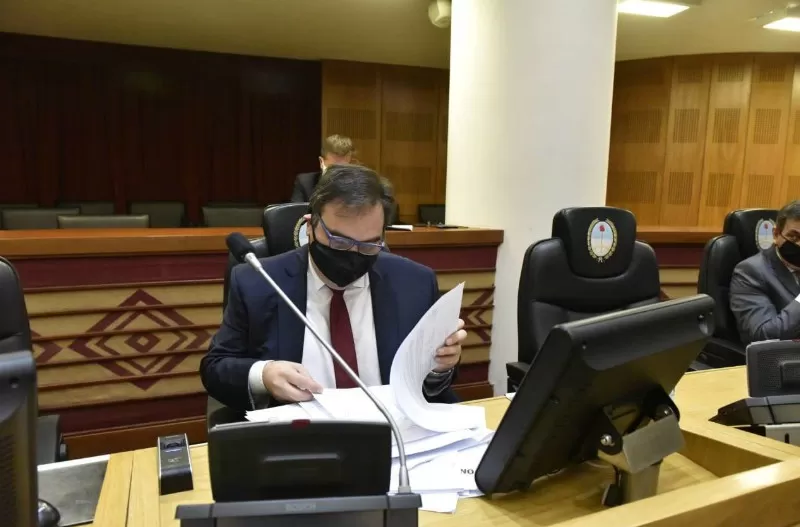 EN EL RECINTO. Javier Morof preside una comisión clave de la Legislatura. Foto: Twitter @JavierMorofok