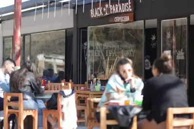 No fui elegido intendente para ver cómo se cierran negocios, respondió Alfaro