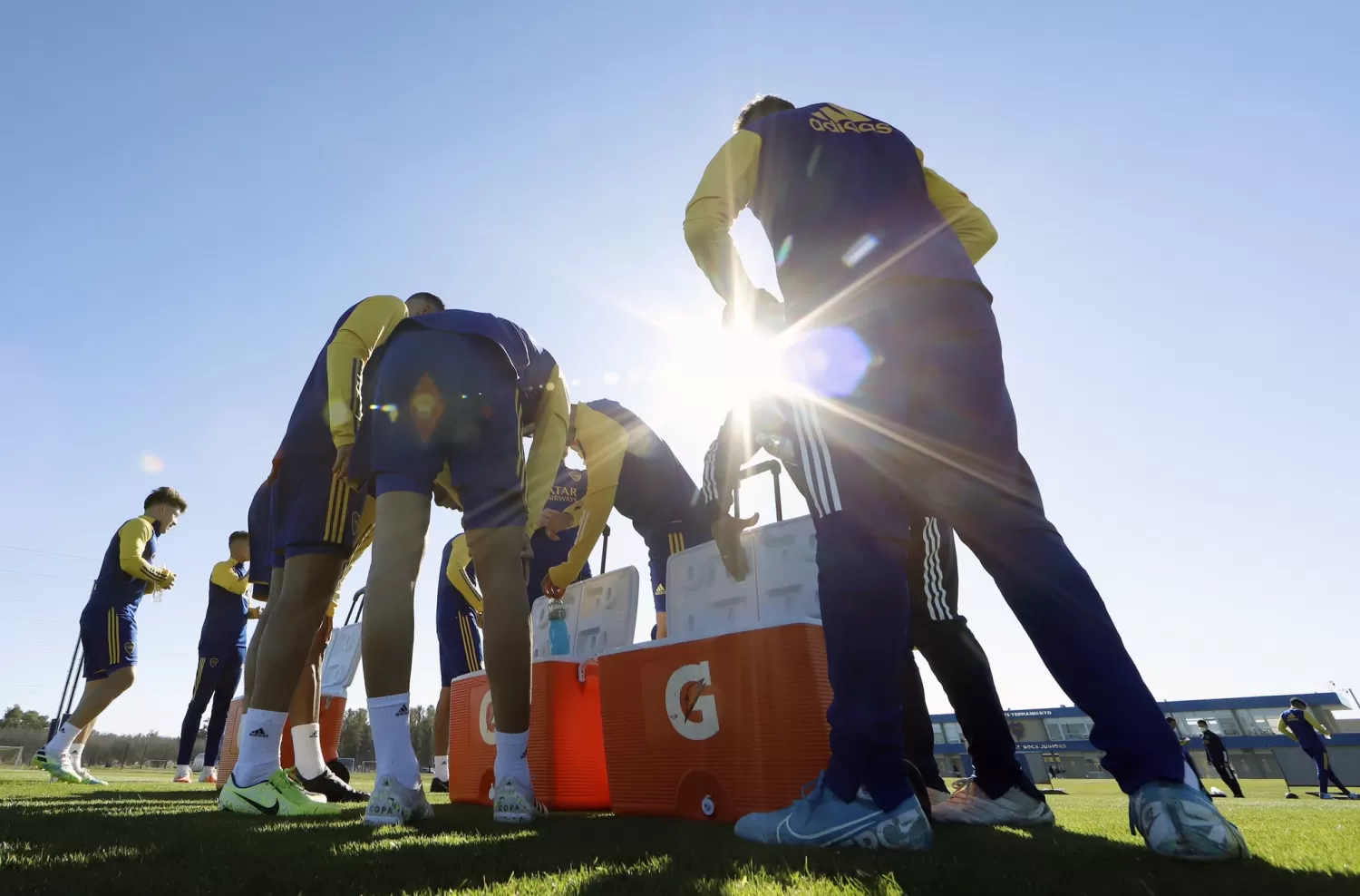 FOTO TOMADA DE TWITTER.COM/BOCAJRSOFICIAL 