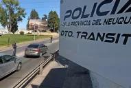 Neuquén restringe el tránsito vehicular por la circulación comunitaria de covid-19