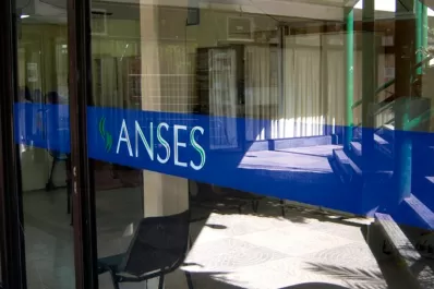 Mañana cobran los jubilados con DNI finalizado en 8 y cuyo haber no supere los $ 20.374