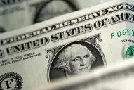 Funcionarios y legisladores nacionales no podrán comprar dólar ahorro