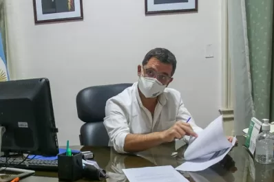 Tras la renuncia, el ministro Yedlin destacó a Ginés en lo profesional y en lo humano