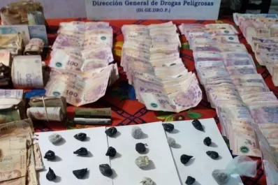 Narcomenudeo en Alderetes: secuestraron  $100.000 y estupefacientes en diferentes allanamientos