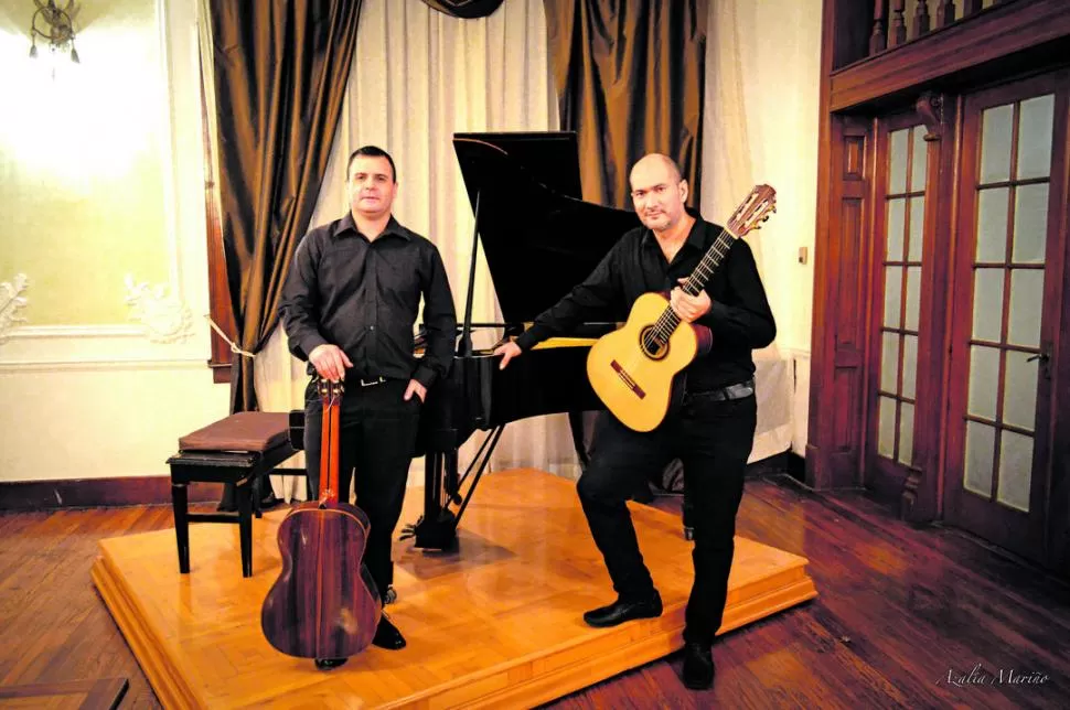 RECONOCIDOS. El dúo que integran Gervasio Sánchez y Juan Pabloo Gómez tieme prestigio internacional. 