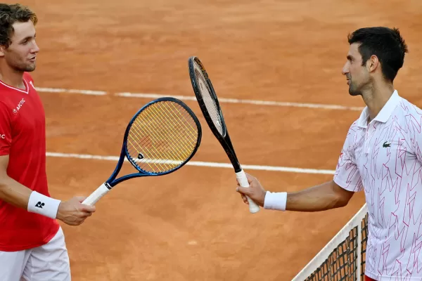 Djokovic ganó y se clasificó a la final del Masters de Roma
