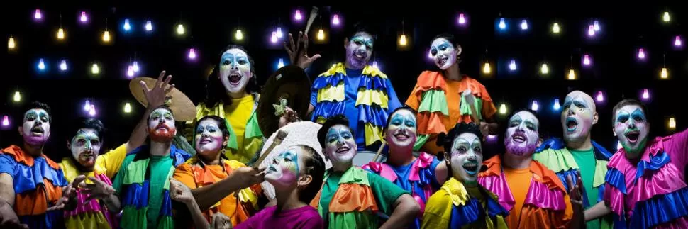 PRESENCIA. La estética de la murga Pa’ladrar Fino. 