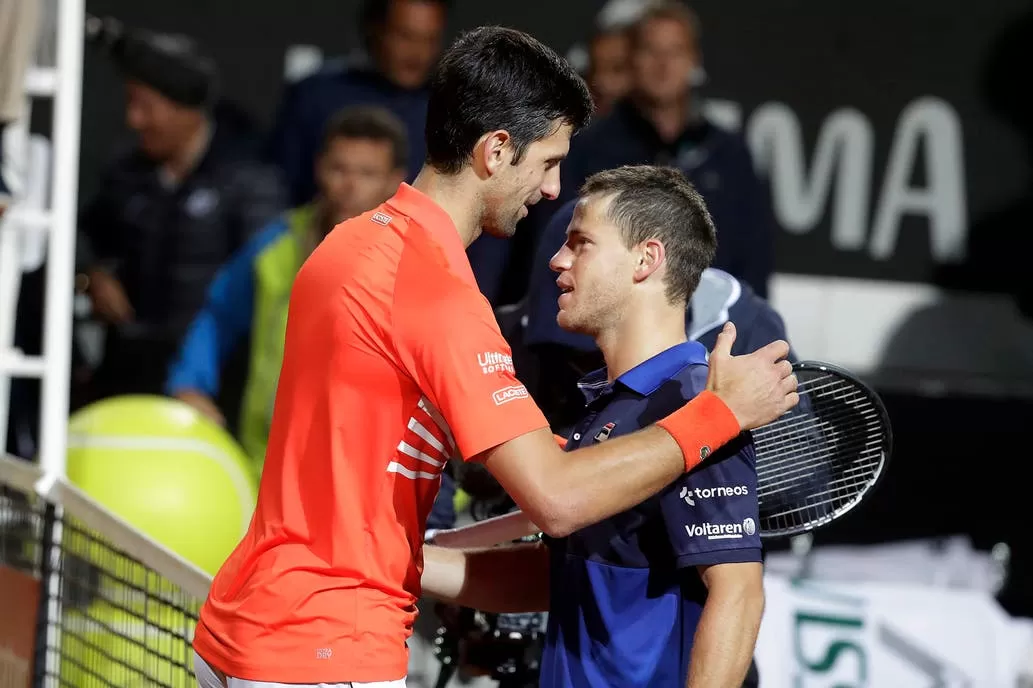 Diego Schwartzman y Novak Djokovic, en la final.